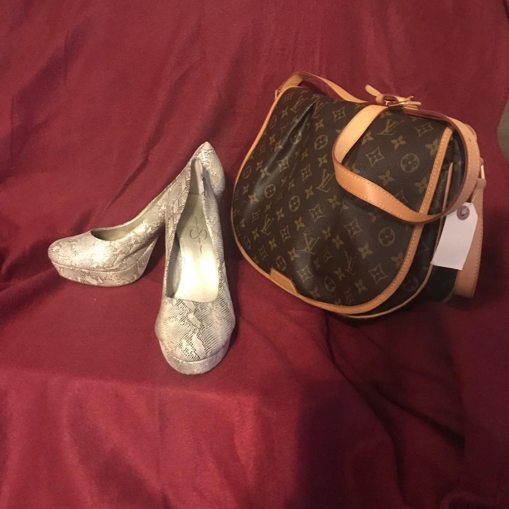 Jessica Simpson high heels